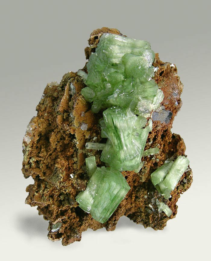 include/SLV_intro/Ludlamite-AL91M4-SLV.jpg