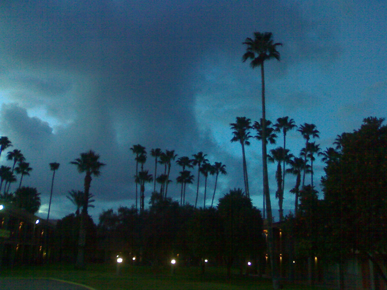 /include/Virtuals/AM5-T2021/AM5images/BR/Cloudy-Tucson-2009.jpg