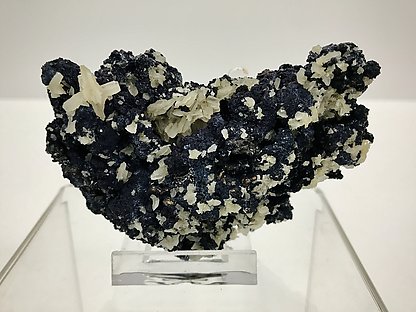 Cerussite on Goethite