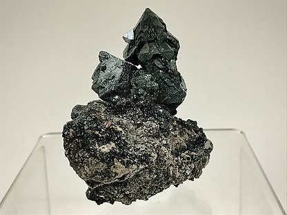 Hematites pseudo Magnetita (variedad martita)