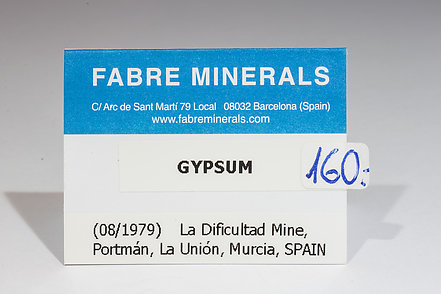 Gypsum with inclusions
