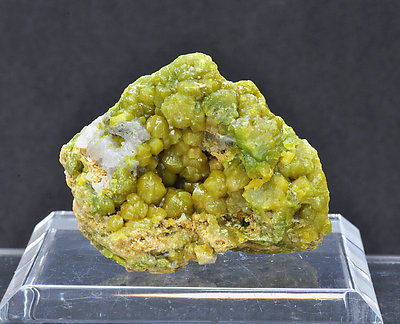 Pyromorphite with Mimetite and Quartz