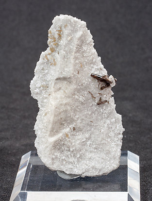 Dissakisite-(Ce)/Allanite-(Ce) with Hydroxylbastnsite-(Ce) and Dolomite