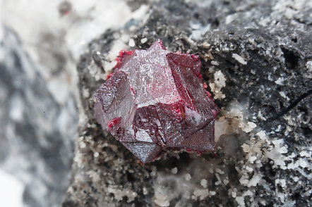 Cinnabar (twinned) with Quartz and Calcite