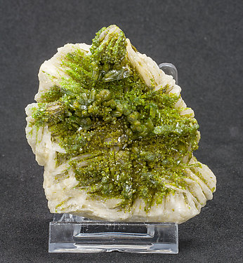 Pyromorphite with Baryte