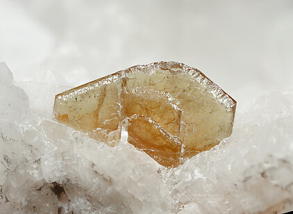 Hydroxylbastnsite-(Ce) with Calcite and Dolomite