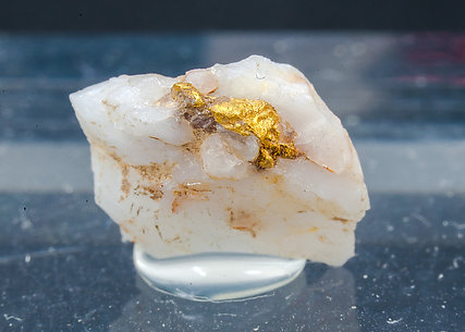 Gold on Quartz