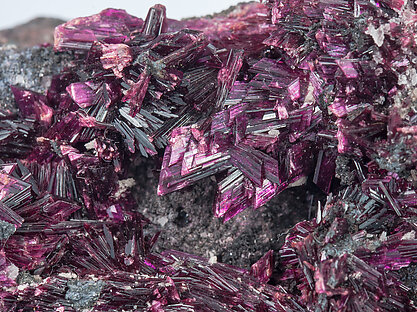 Erythrite