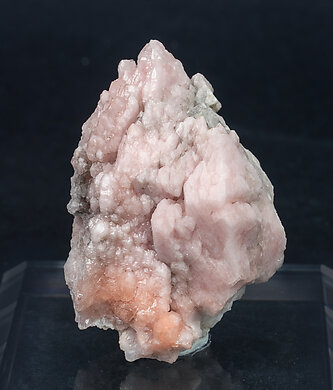 Quartz (variety rose quartz)