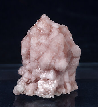 Quartz (variety rose quartz)