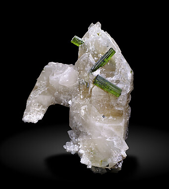 Elbaite (variety verdelite) on Quartz with Albite