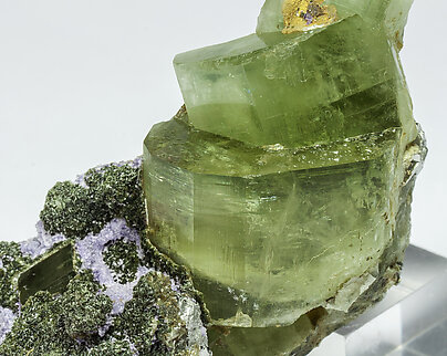 Fluorite with Fluorapatite, Arsenopyrite and Muscovite