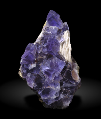 Fluorite with Baryte. Front / Photo: Joaquim Calln