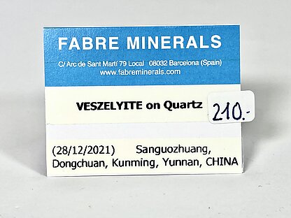 Veszelyite on Quartz