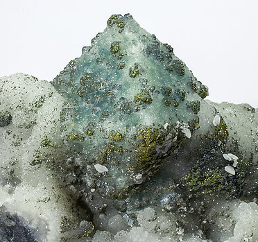 Fluorite with Quartz, Calcite and Pyrite