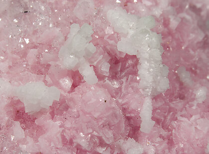 Rhodochrosite with Quartz and Sphalerite