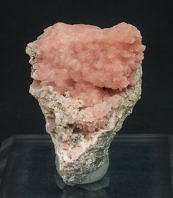 Quartz (variety rose quartz)