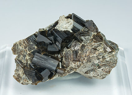 Vesuvianite on Garnet (Group)