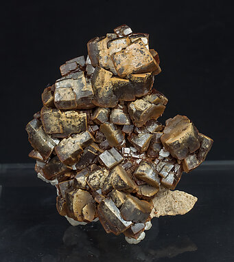 Vanadinite (variety arsenic-bearing vanadinite)