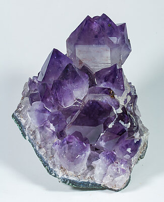 Quartz (variety amethyst) with Calcite