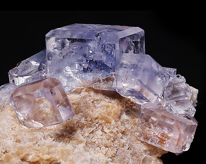 Fluorite with Calcite. Detail / Photo: Joaquim Calln