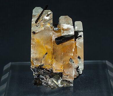 Beryl (variety goshenite) with Tourmaline (Group)