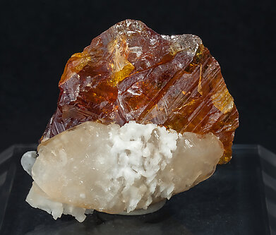 Sphalerite with Calcite and Dolomite