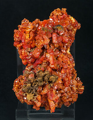 Vanadinite with manganese oxides. 