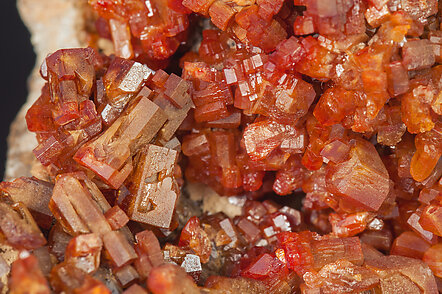 Vanadinite with Quartz and manganese oxides