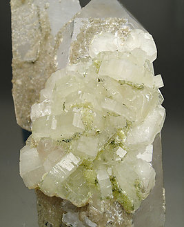 Fluorapatite with Quartz and Siderite. 