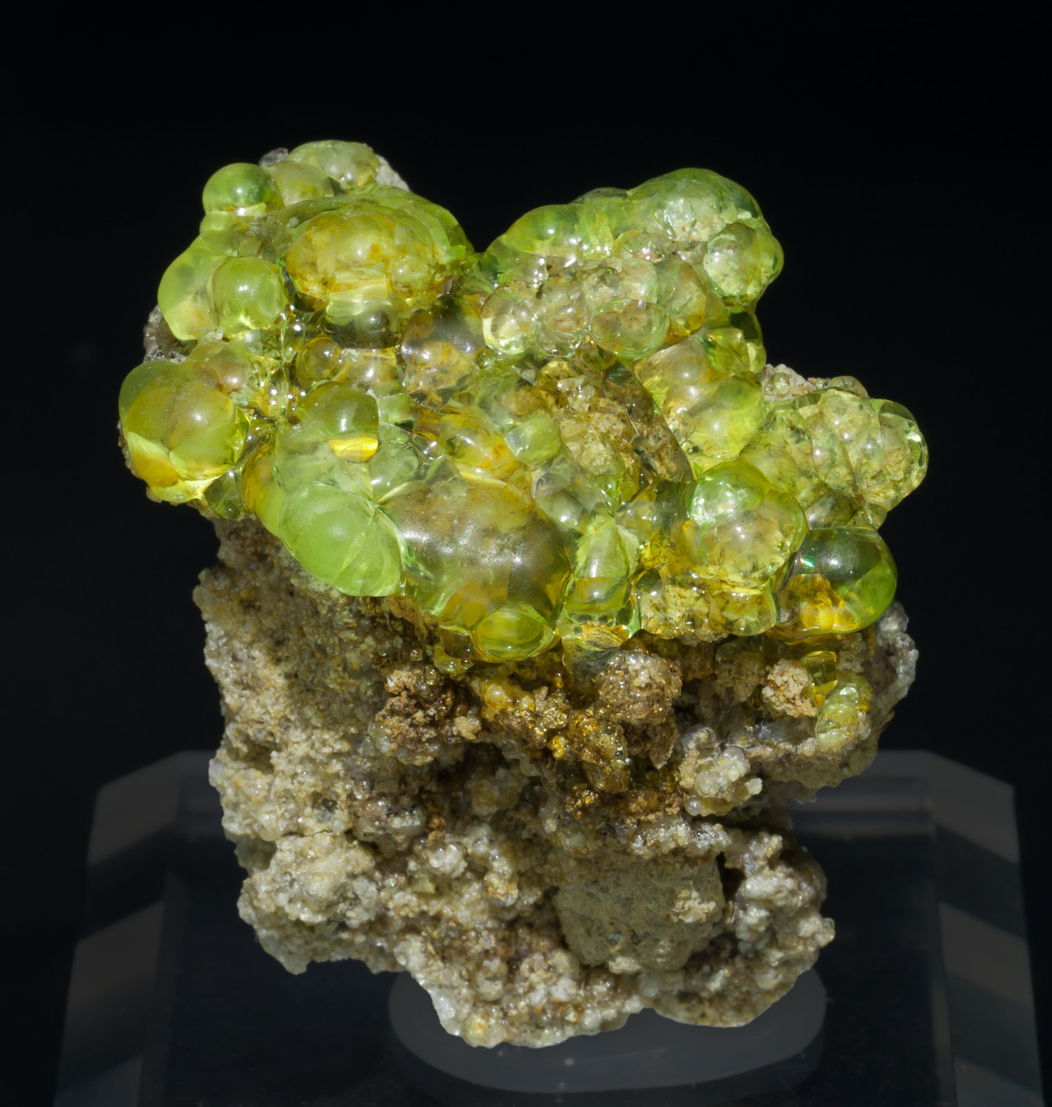 specimens/s_imagesAA2/Opal-TV67AA2f1.jpg