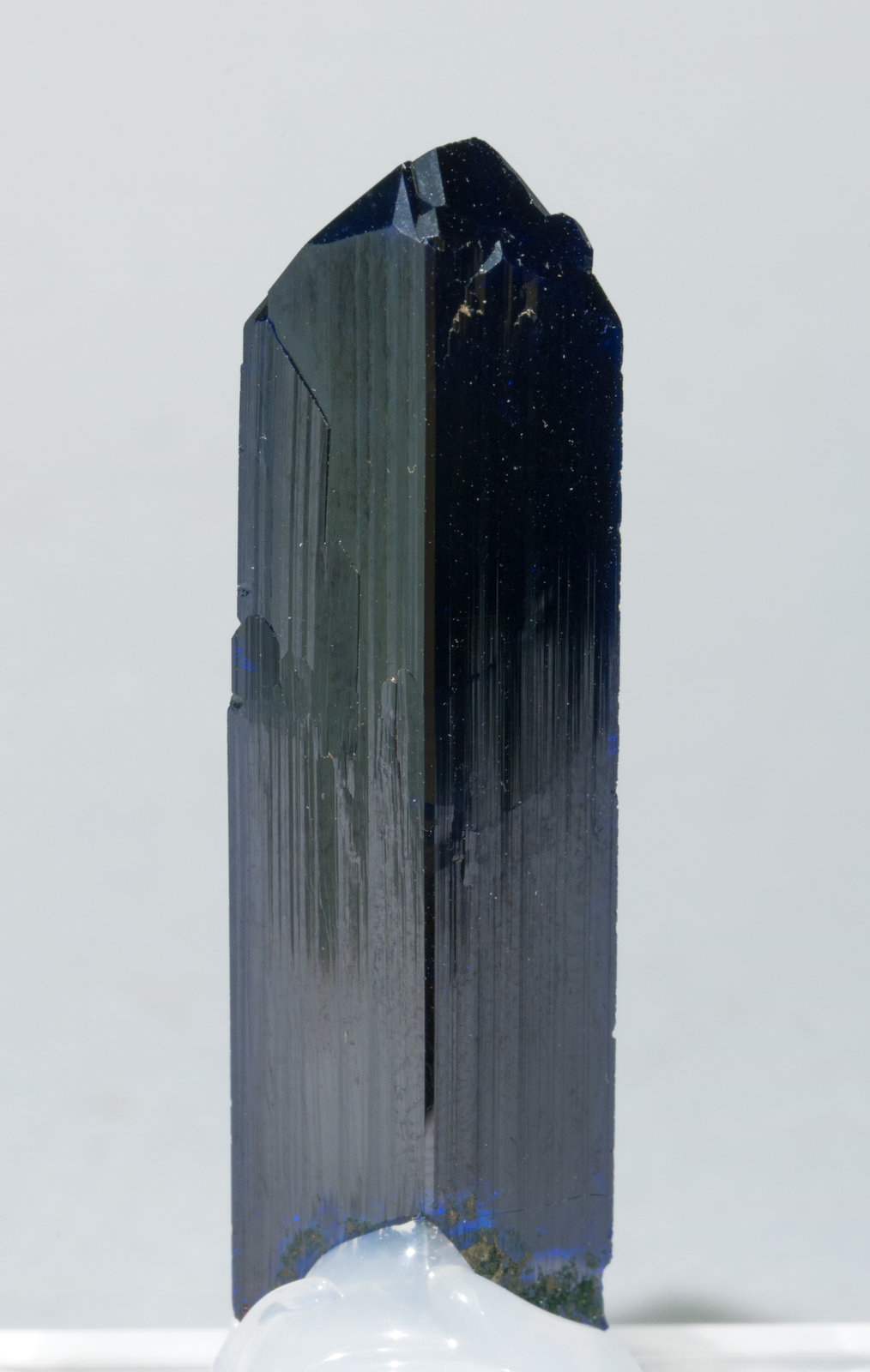 specimens/s_imagesAA3/Azurite-EF77AA3r.jpg