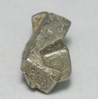 Isoferroplatinum. Side