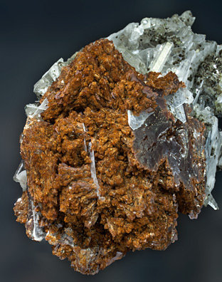 Helvine with Quartz, Calcite and Chlorite. 