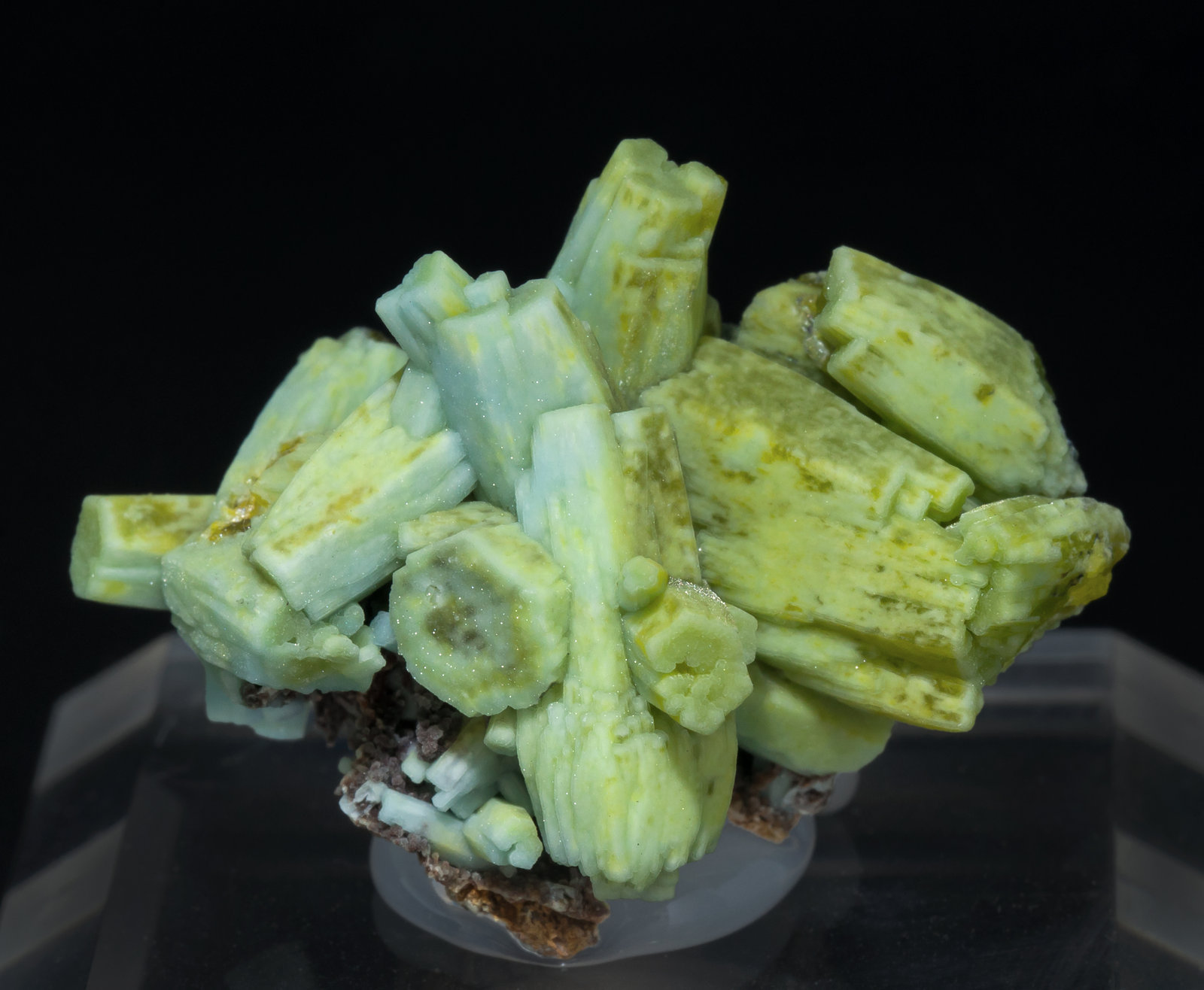 specimens/s_imagesAA7/Pyromorphite-MK87AA7f.jpg