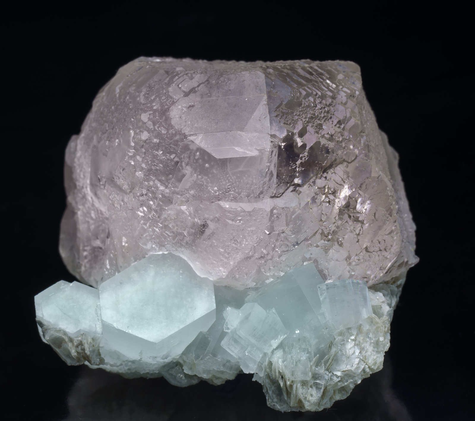 specimens/s_imagesAA9/Fluorite-FB89AA9s2.jpg