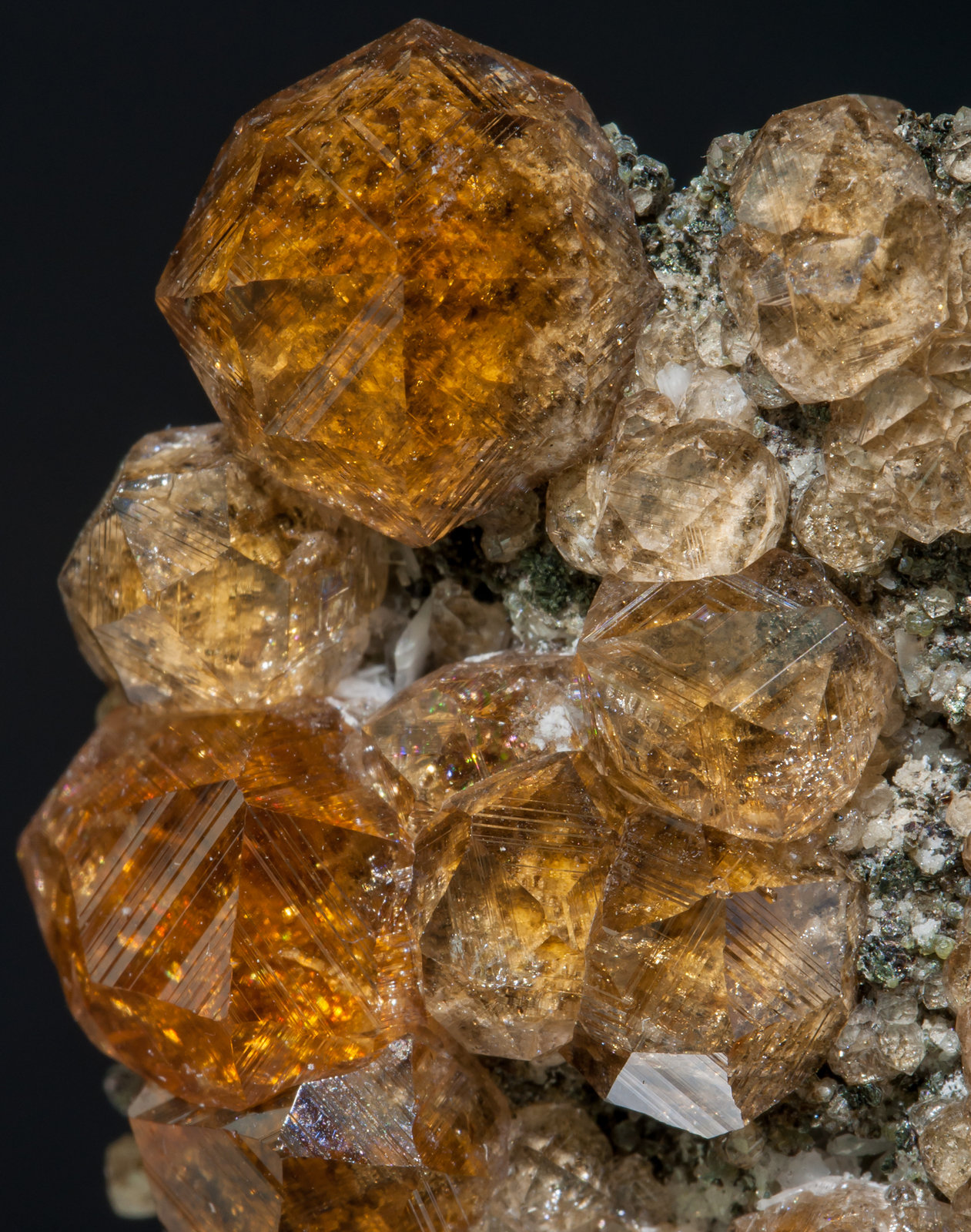 specimens/s_imagesAA9/Grossular_hessonite-MB77AA9d.jpg