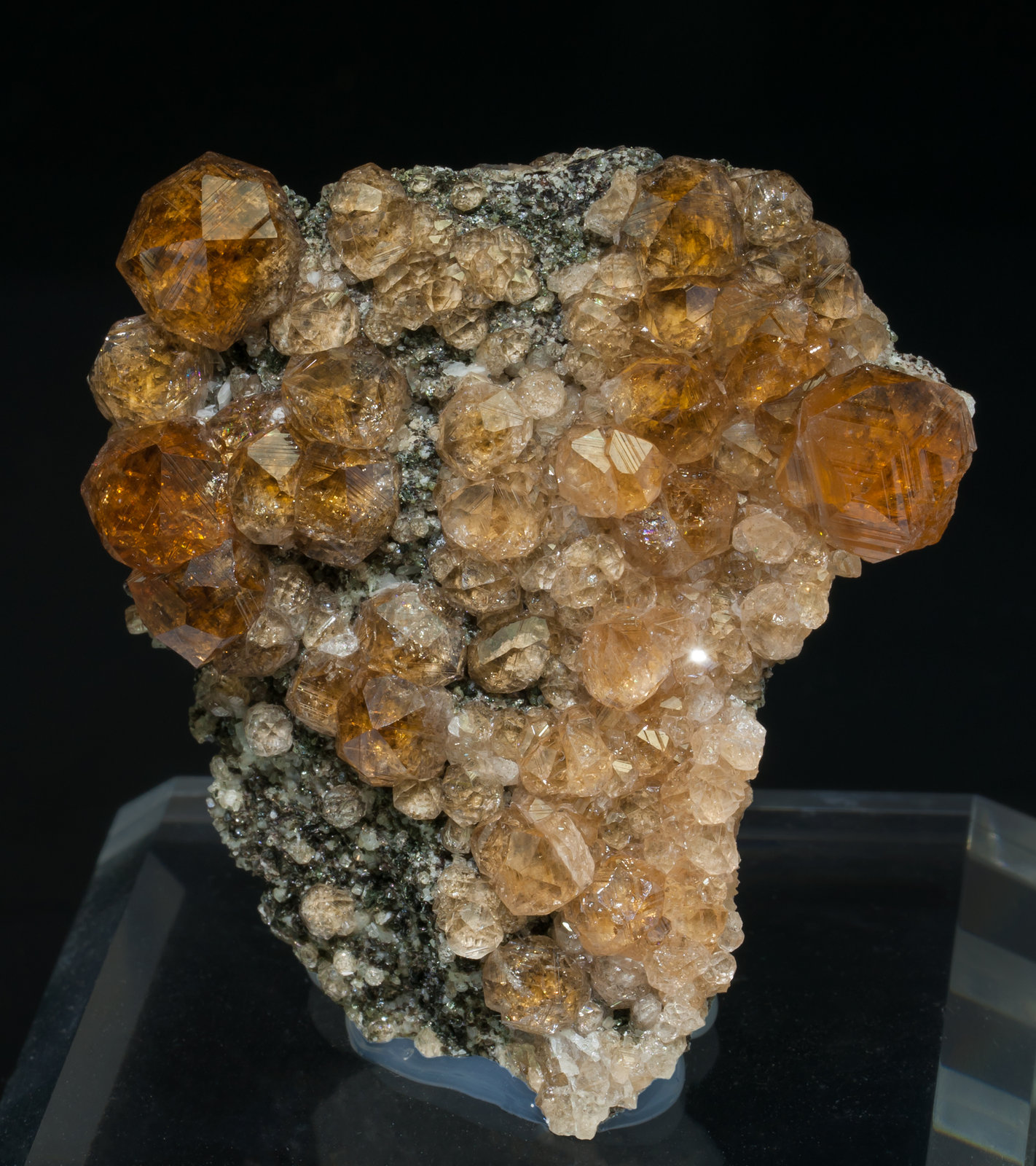 specimens/s_imagesAA9/Grossular_hessonite-MB77AA9f.jpg