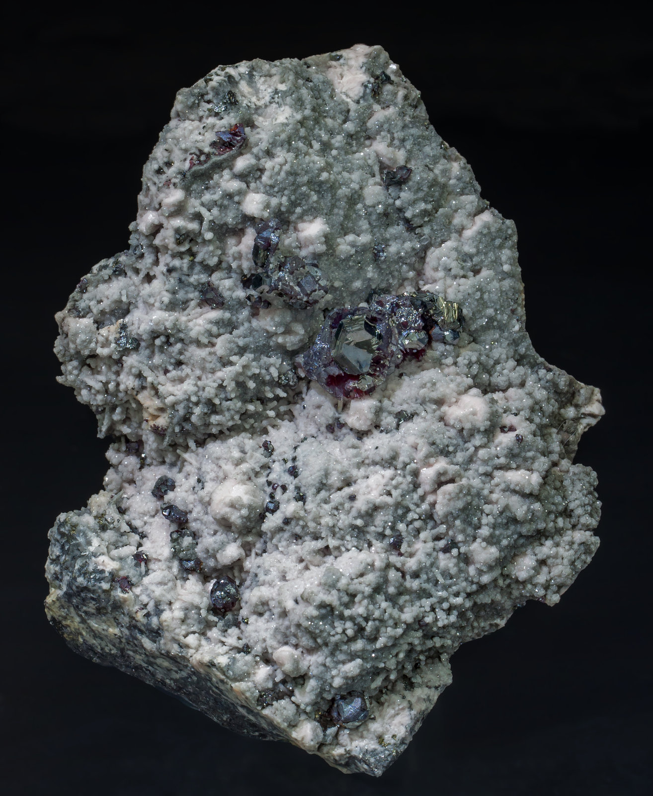 specimens/s_imagesAA9/Pearceite-MA91AA9f.jpg