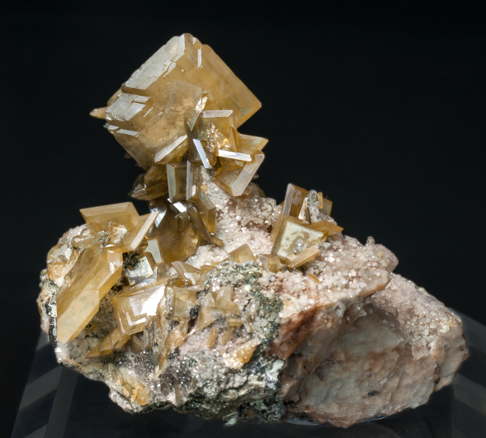 specimens/s_imagesAA9/Wulfenite-MD39AA9f.jpg