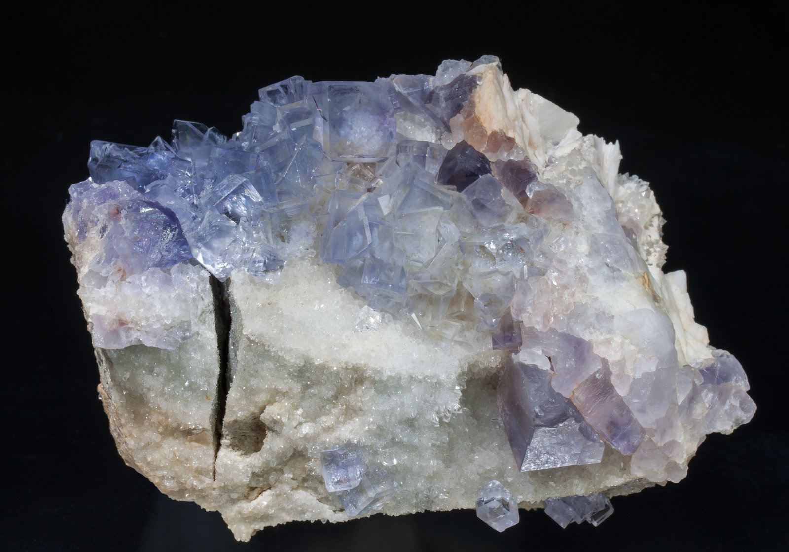 specimens/s_imagesAB5/Fluorite-LBE16AB5f.jpg