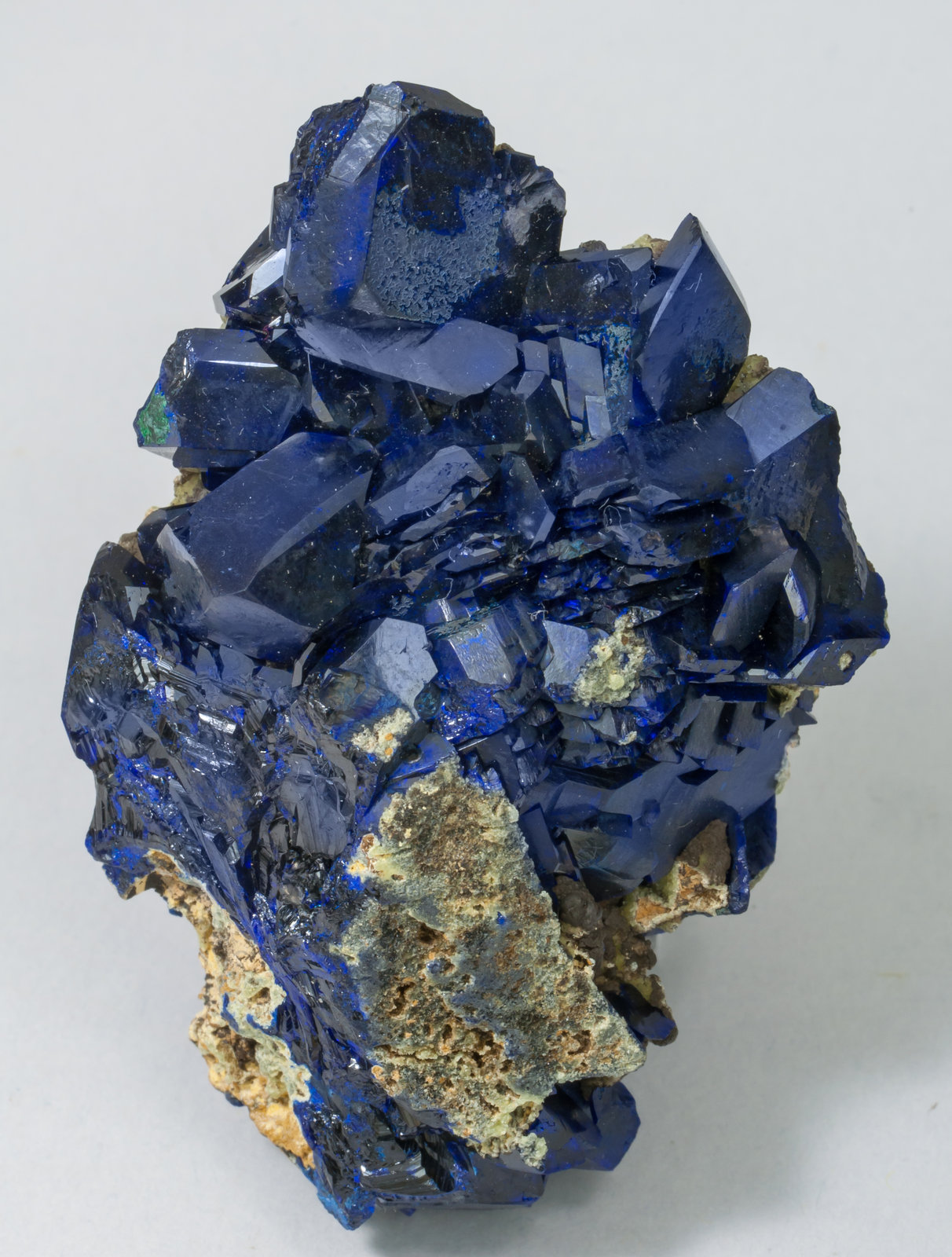 specimens/s_imagesAB6/Azurite-SV26AB6f.jpg