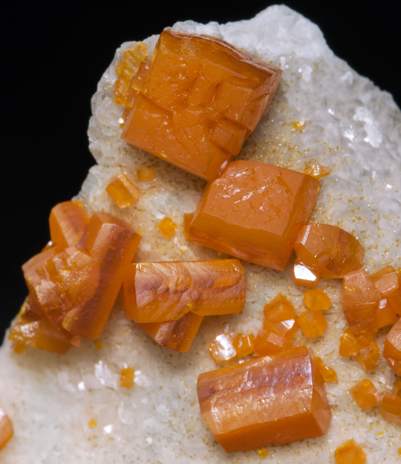 specimens/s_imagesAB8/Wulfenite-MB96AB8d.jpg