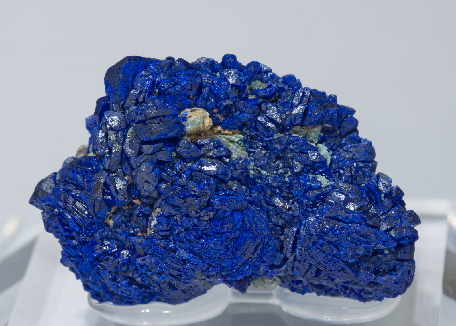 specimens/s_imagesAB9/Azurite-NF11AB9f.jpg
