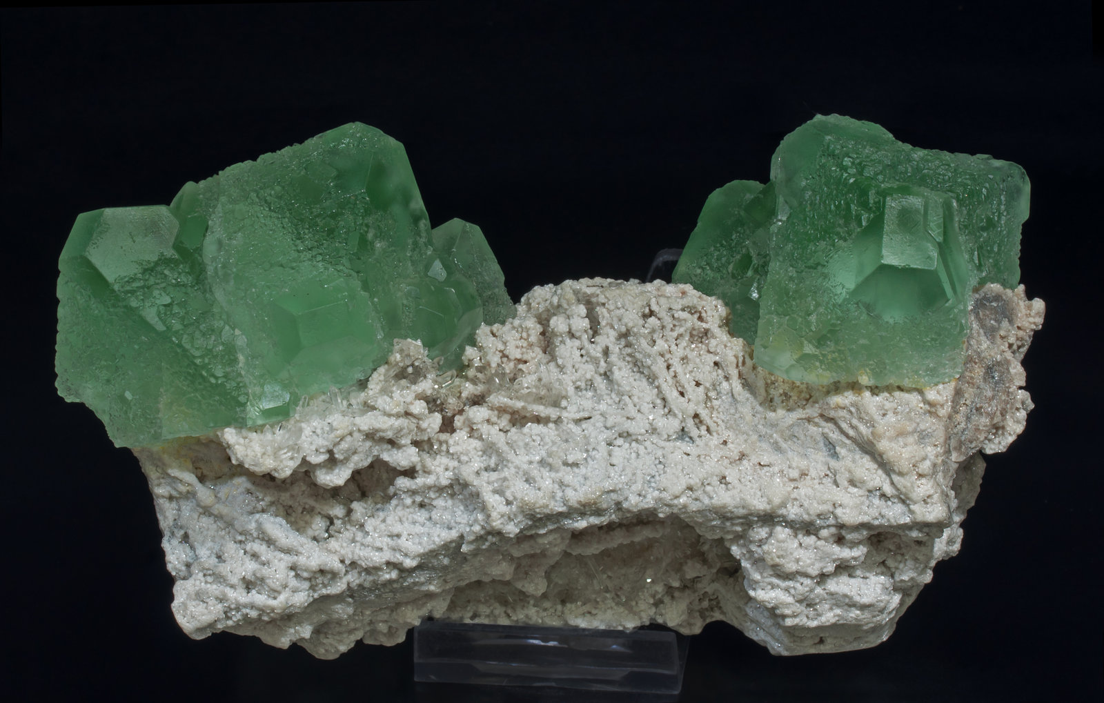 specimens/s_imagesAB9/Fluorite-JD86AB9f2.jpg