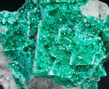 Dioptase with Calcite. 