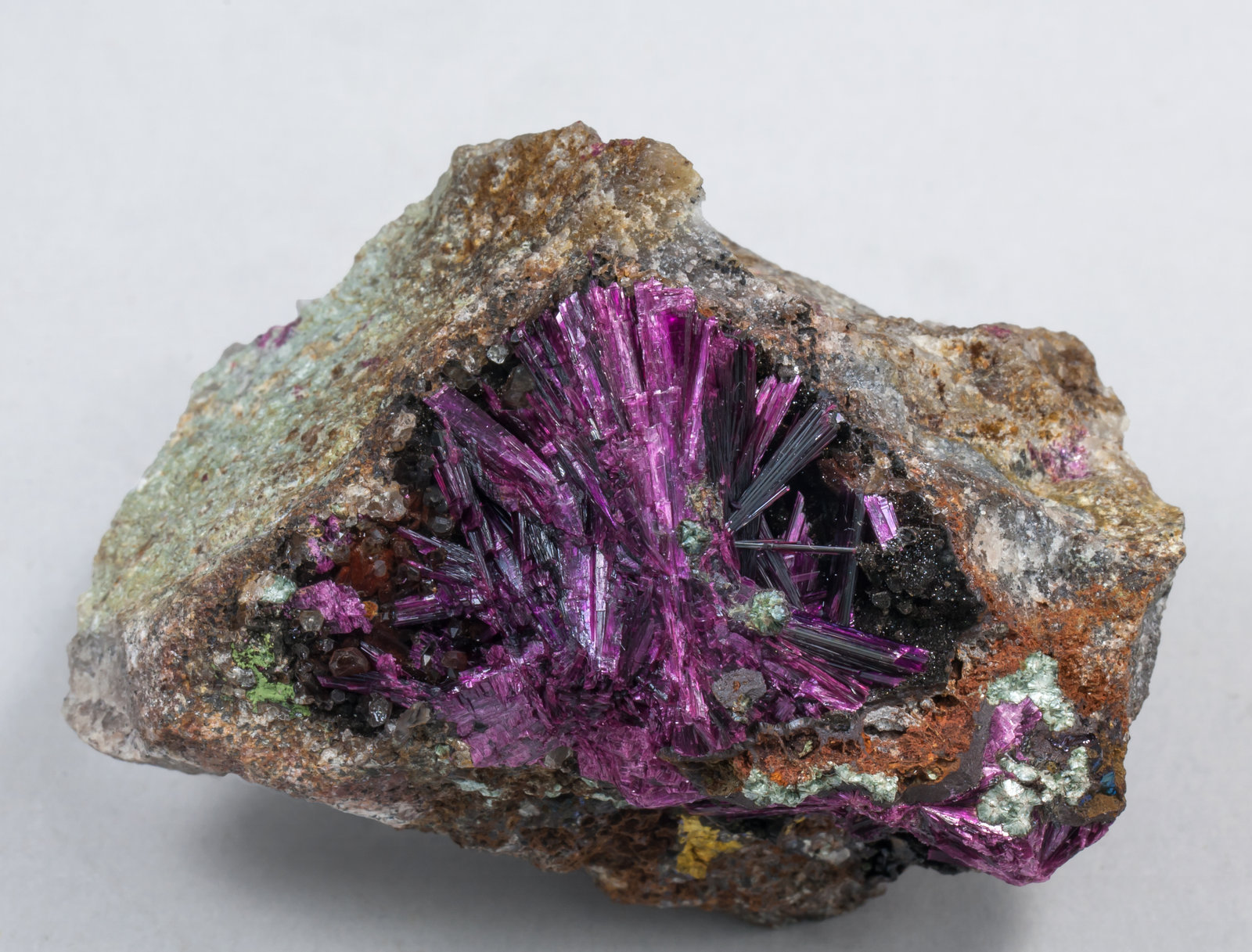 specimens/s_imagesAC2/Erythrite-EX87AC2f.jpg