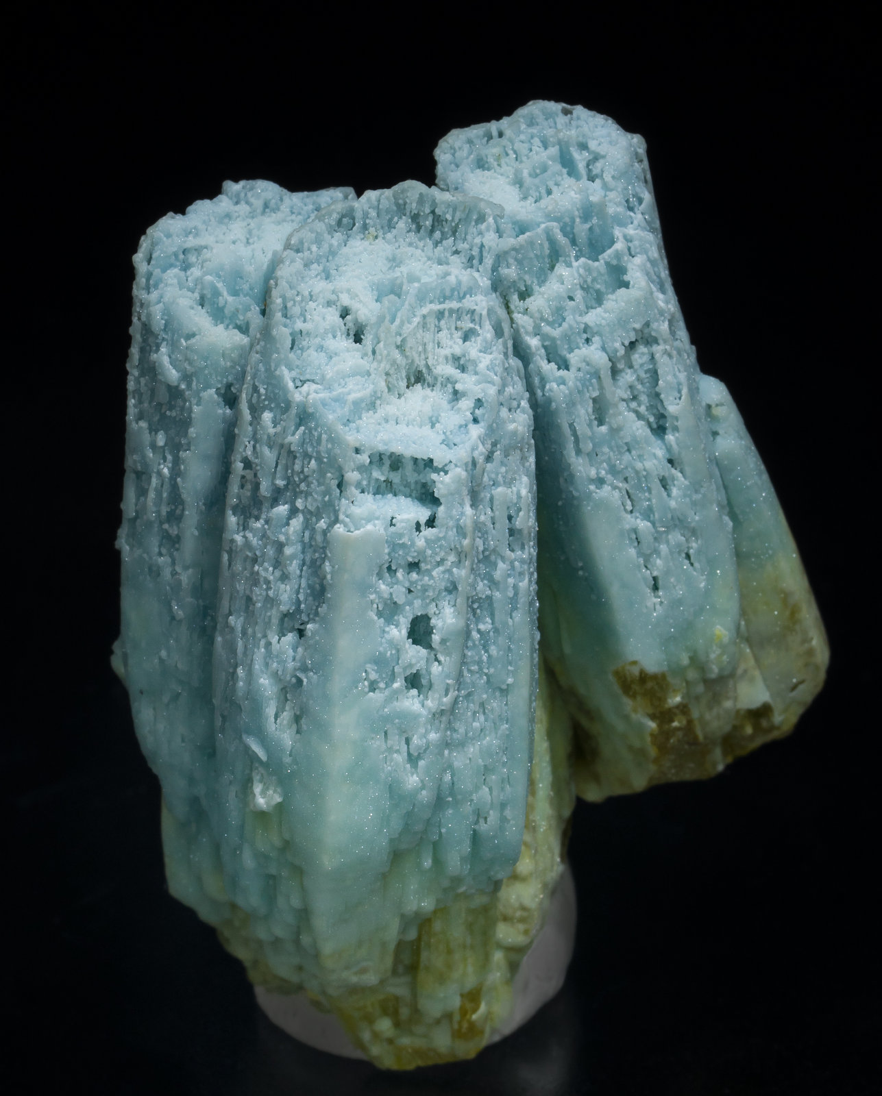specimens/s_imagesAC3/Plumbogummite-TF16AC3f2.jpg