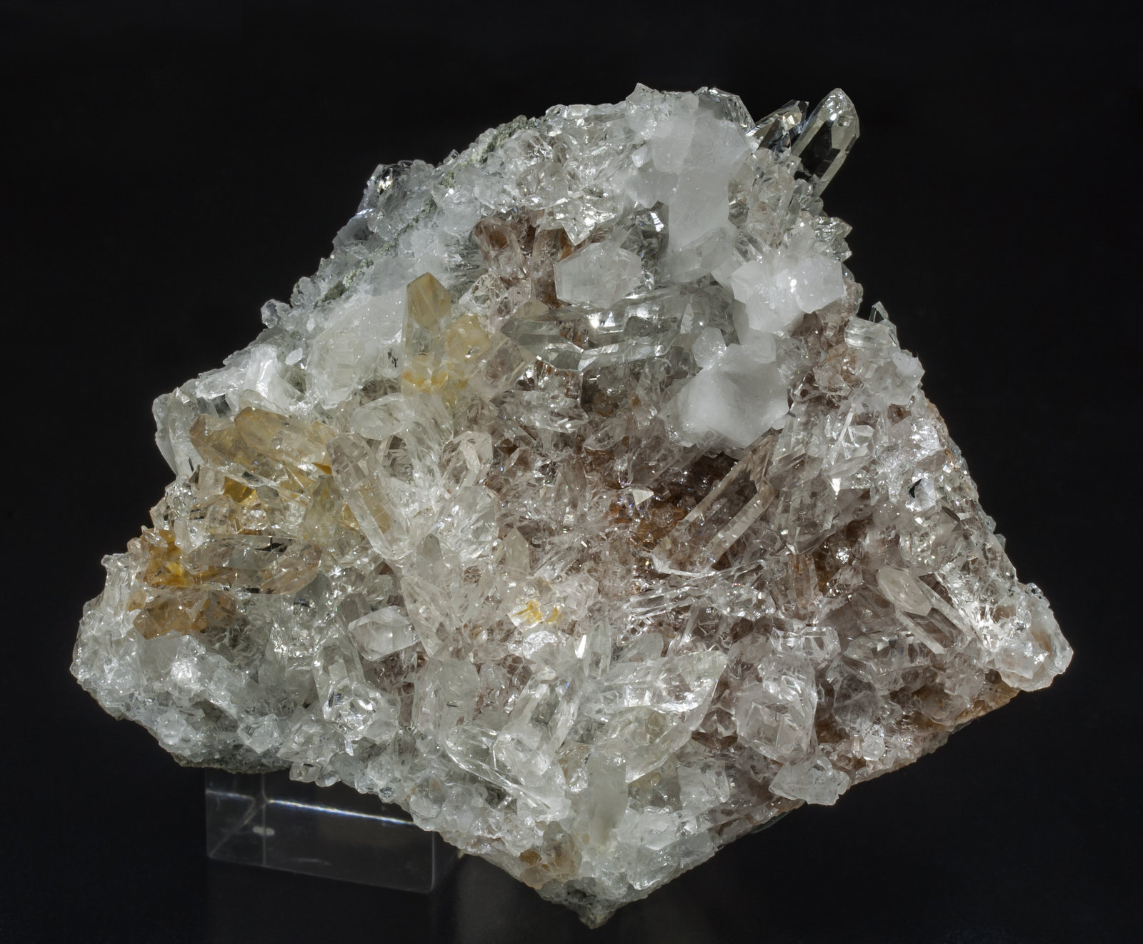specimens/s_imagesAC4/Quartz-JB86AC4f.jpg