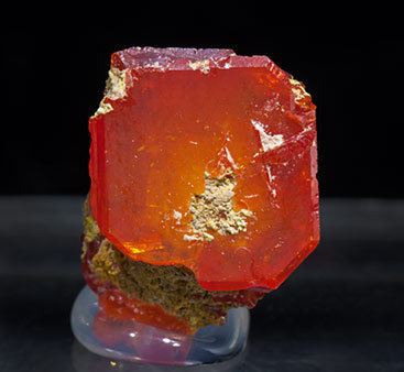 Wulfenite. Front